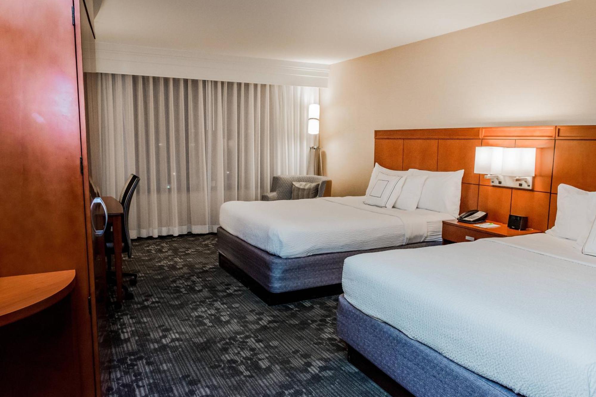 Hotel Courtyard By Marriott Lafayette Exteriér fotografie